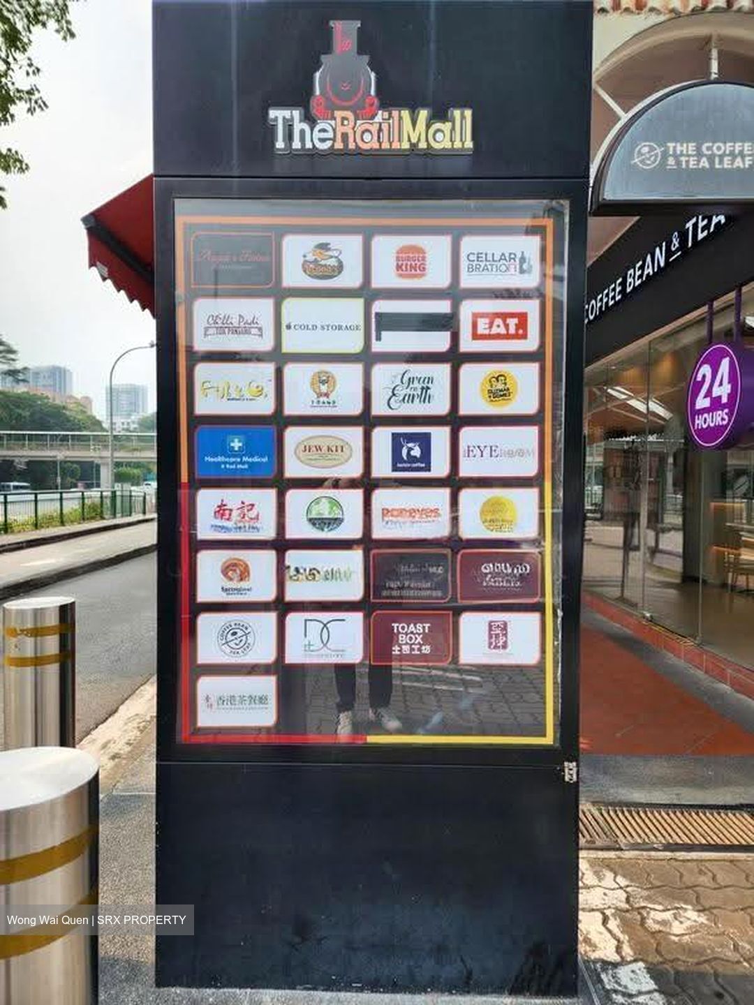 THE RAIL MALL (D23), Retail #639393291